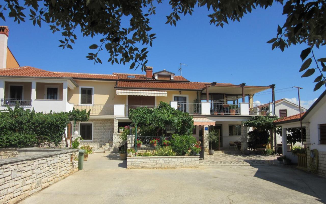 Haus Roko *